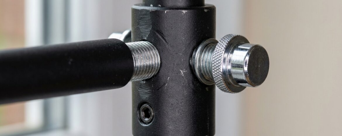 Telescopic Bars Locking - window security bar installation